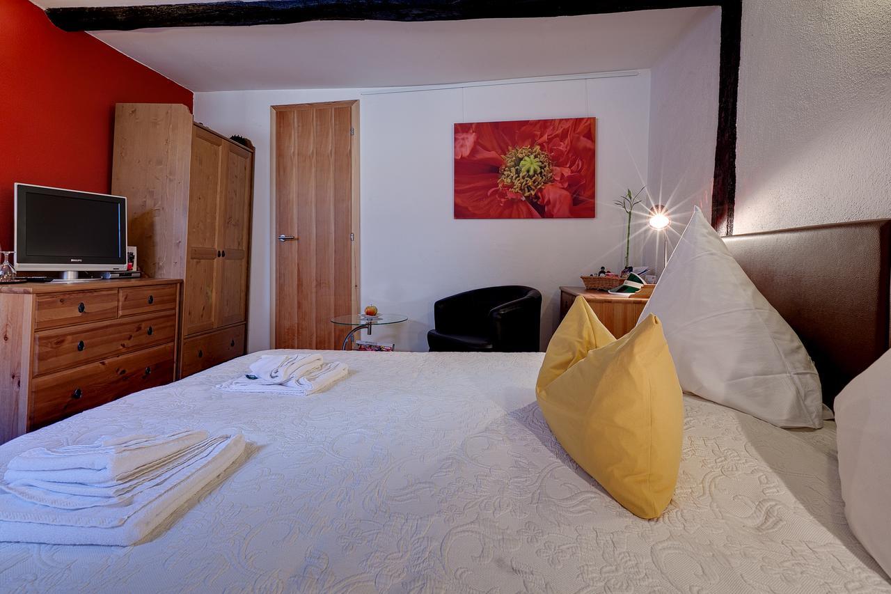 Hotel Kleine Radlerherberge Mockmuhl Экстерьер фото
